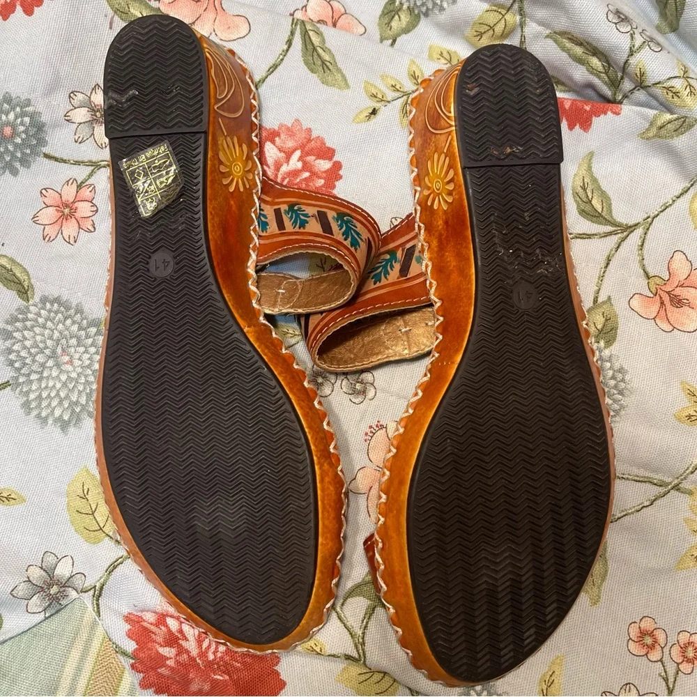 L’artiste Santorini Slide Wedge Sandal